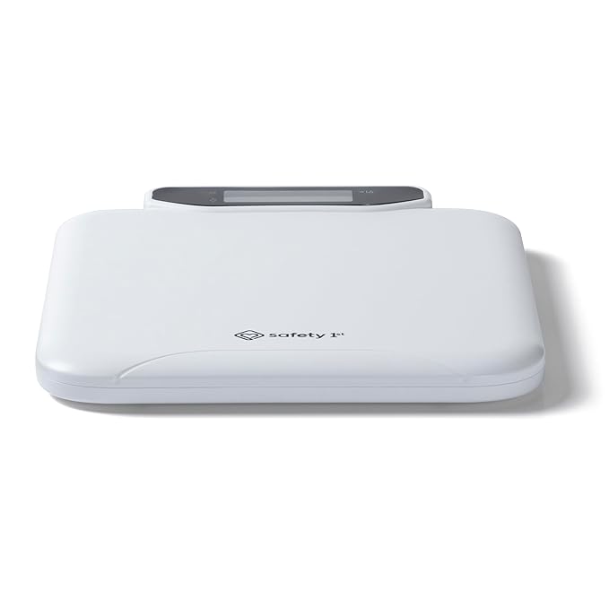 Safety 1st Smart Family Scale, for Babies, Children, and Adults from 0–330 lbs.
