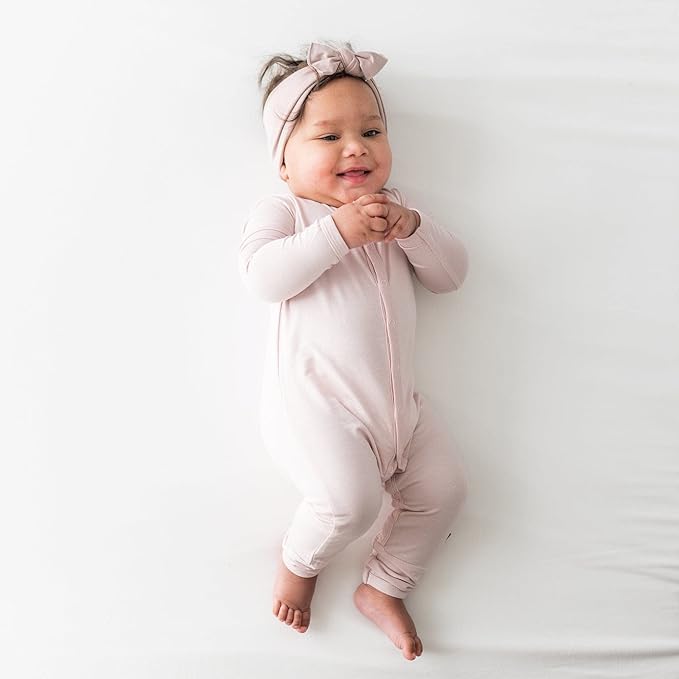 KYTE BABY Rayon Made From Bamboo Bow, (0-3 Months, Blush)