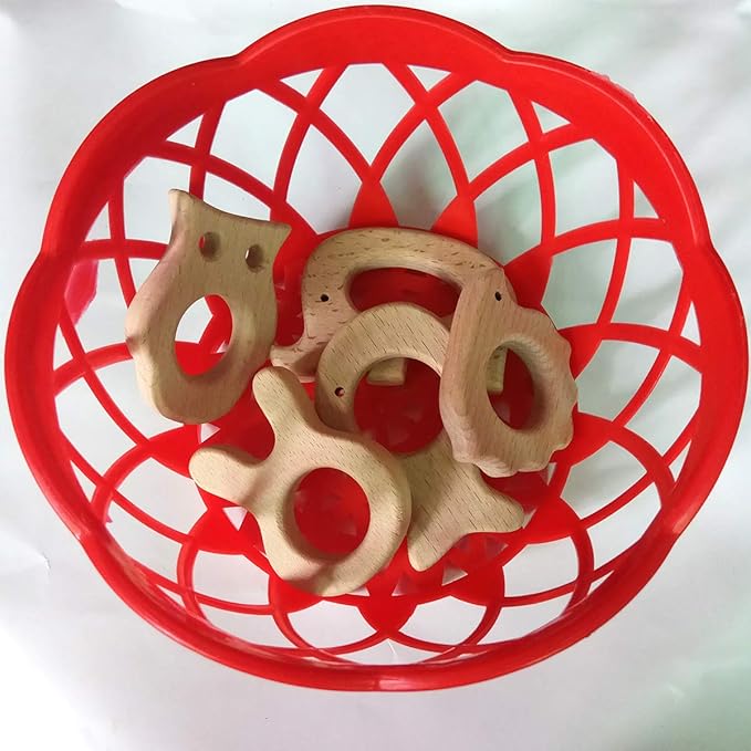 2pcs Natural Wooden Fish Pendant Pure Natural Beech Wood Animal Shape for Handmade Arts and Crafts (Fish 2pcs)