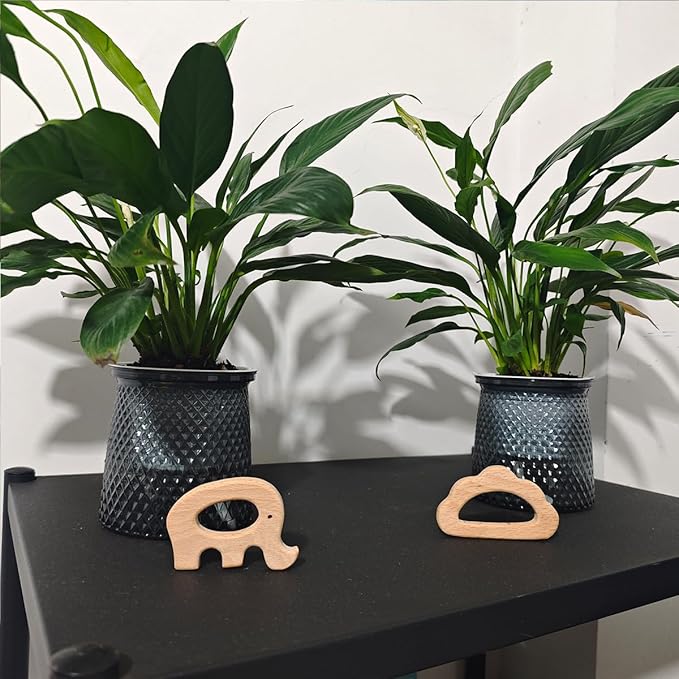 10pcs Lovely Cartoon Natural Wooden Octopus Pendant Pure Natural Beech Wood Animal Shape for Handmade Home Decoration (Peace Sign)