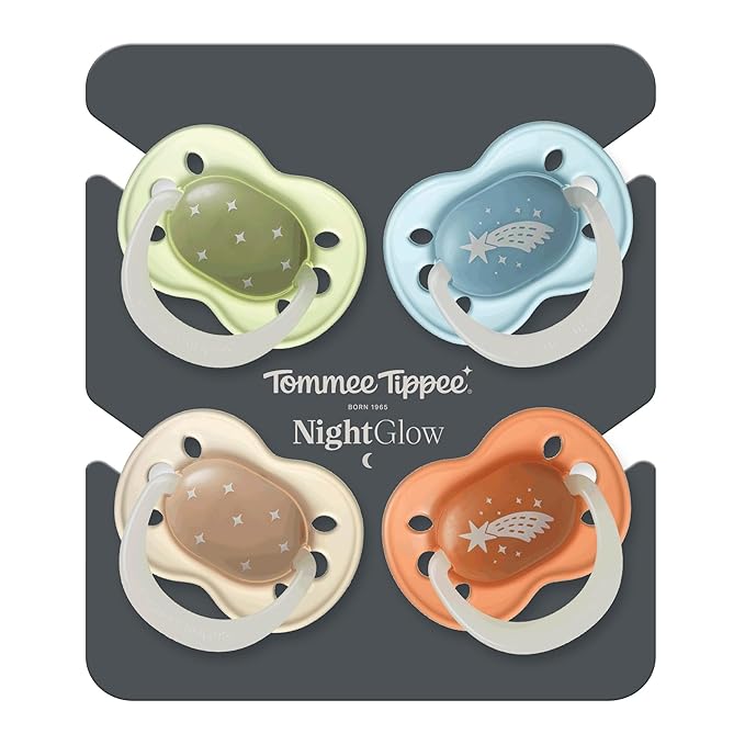 Tommee Tippee Night Time Pacifier, 0-6 Months, Symmetrical Silicone Baglet, BPA-Free Binkies, Glow in The Dark Technology, Twilight Tones, Pack of 4