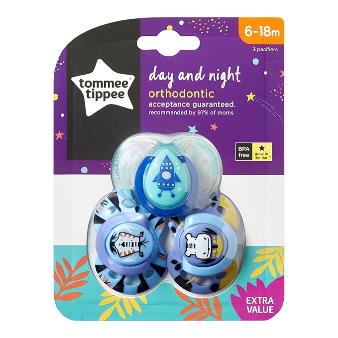 Tommee Tippee Day and Night Pacifier, 6-18 Months, Symmetrical Baglet, BPA-Free Binkies, Colors and Designs May Vary, Pack of 3