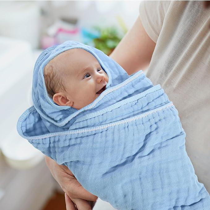 Peryiter 4 Pcs Muslin Hooded Baby Towels 32 x 32 Inch Cotton Newborn Bath Essentials Muslin Infant Blankets Absorbent Registry Gifts for Girl Boy Kids Baby Shower (Blue Series)