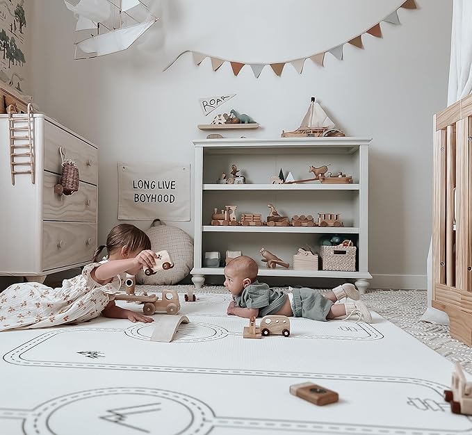 LITTLE Bot x World of Eric Carle Baby Play mat, The Very Hungary Caterpillar Ofie mat (Caterpillar Life + Country Road Nordic)