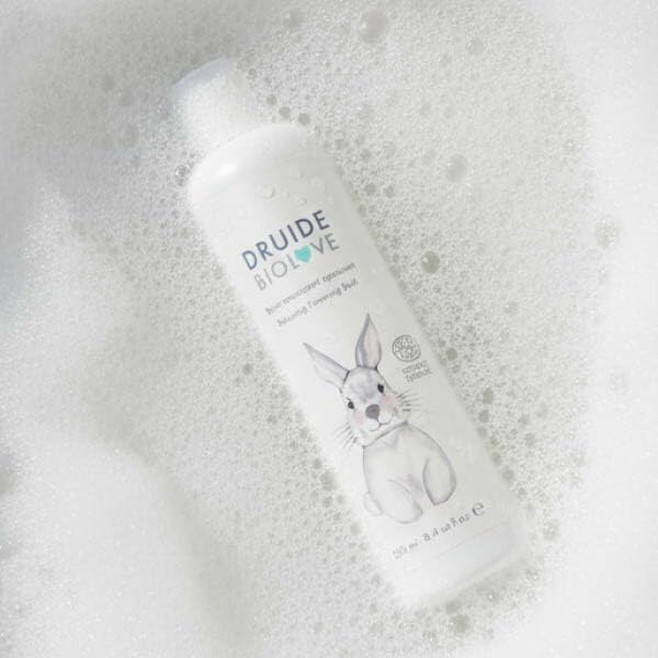 BioLove Bath Foam Bubble Bath Baby wash Care, Relaxing Foaming Bath, Bubble Bath for Babies Kids,Made with Essential Oils, Vegan Sulfate-Free Formula, 250 ml (8.4 oz,Chamomile,Orange, Star Anise