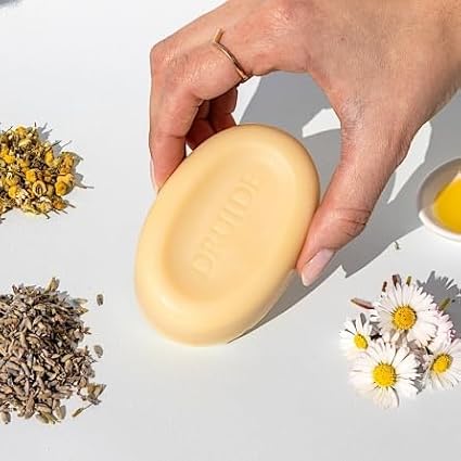BioLove Protective Baby Soap Bar, Ultra-Gentle Care Bath for Sensitive Skin Calming,Reduces Inflammation Vegan – 100 g (3.5 oz Size Lavender, Chamomile Made in Canada by Druide