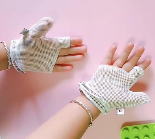 Thumb Sucking Stop for Kids Baby Thumb Sucking Guard Gloves Finger Sucking Stop Guard Anti Thumb Sucking Gloves(XL)