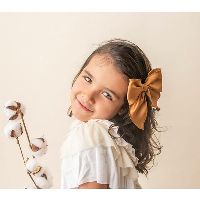 Pack of 4 Gorgeous Fable Bow Hair Clips for Girls Women Linen Hair Bow Alligator Clips Toddler Baby Mom Young Girl Hair Accessories (Camel)