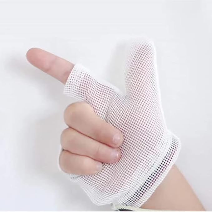 Baby Stop Thumb Sucking Kids Finger Guard Stop Infant Finger Sucking(M)