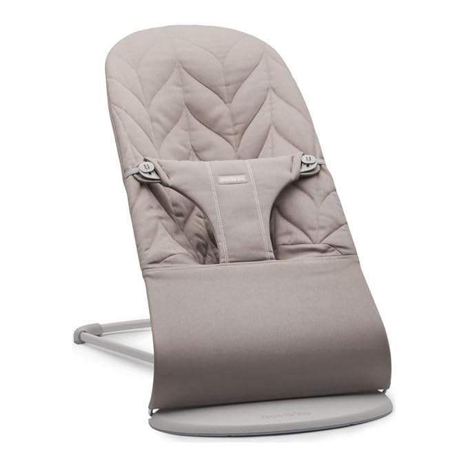BabyBjörn Bouncer Bliss, Sand Gray, Woven, Petal Quilt | 2-in-1 Adjustable Baby Bouncer Seat and Toddler Chair, Newborn to Toddler (8-29 lbs), 4 Positions, Lightweight & Portable