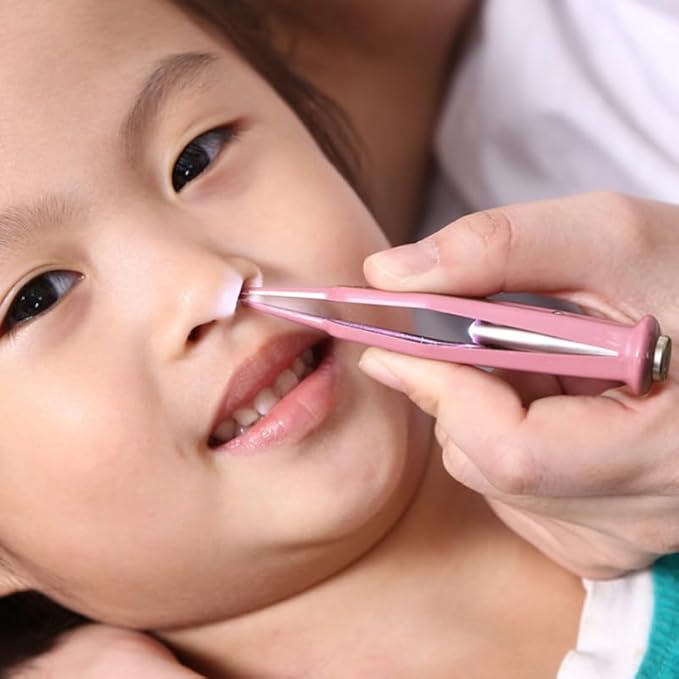 1 Pc Baby Nose Cleaning Clip - LED Light Infant Booger Remover Tweezers Safe Nasal Ear Navel Care Tool Portable Snot Picker for Toddlers Kids Home Travel Use 3.74 x 0.66 In