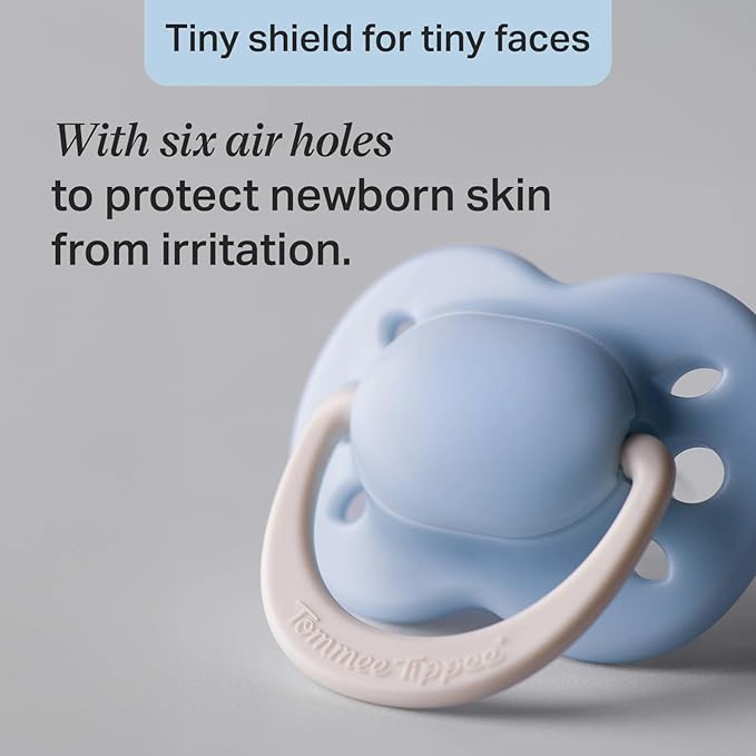 Tommee Tippee Ultimate Fit Newborn Pacifiers, 0-2 Months, Extra Air Holes, Symmetrical Nipple and Shield, 100% BPA Free Silicone, Dishwasher & Sterilizer Safe, Summer Clouds and New Dawn, Pack of 4