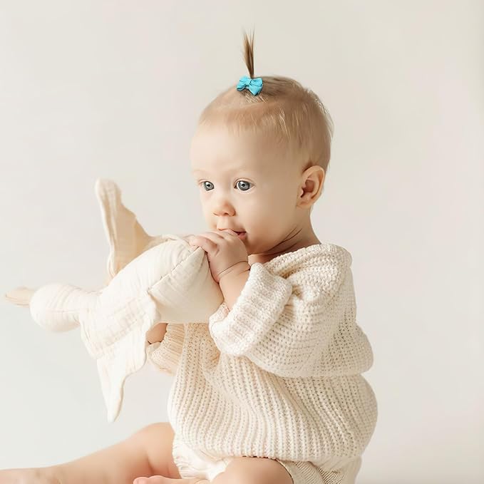 CÉLLOT 40Pcs Baby Snap Hair Clips Grosgrain Ribbon Tiny Baby Bows in 20 Colors for Infant Toddlers Fine Thin Hair (Twin Style)