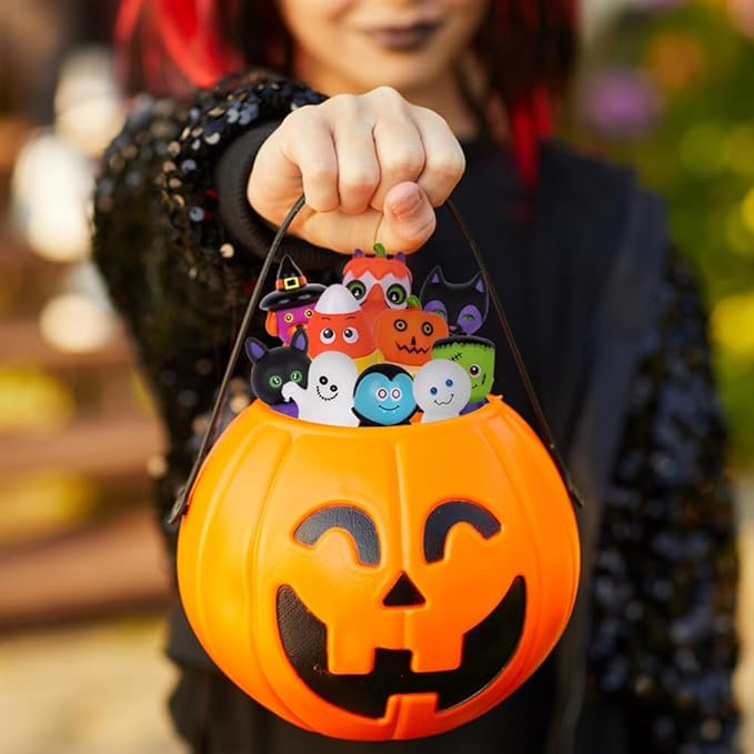 ArtCreativity Assorted Halloween Bath Toys for Kids, Pack of 10 Halloween Rubber Characters, Finger Puppets Toys, Trick or Treat Supplies, Goodie Bag Fillers, Party Favors