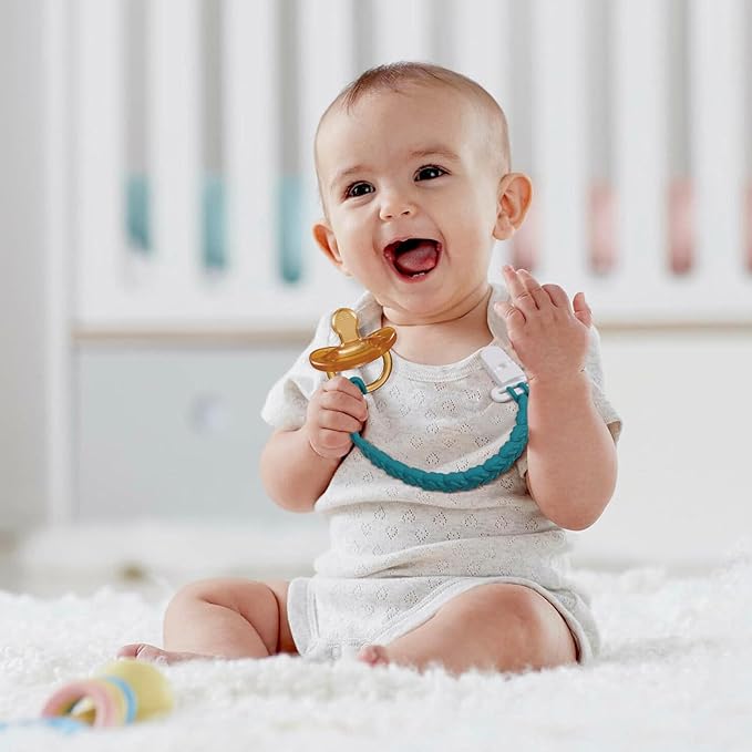 4 Pcs Green Baby Silicone Teething Pacifier Clip,One-piece Design,Woven Shape,BPA Free.