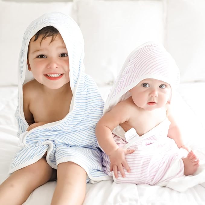 Bamboo Viscose Baby Hooded Towel & Washcloth Set for Babies and Toddlers, Soft & Absorbent, 70% Viscose from Bamboo, 30% Cotton Muslin - Imported (Purple)