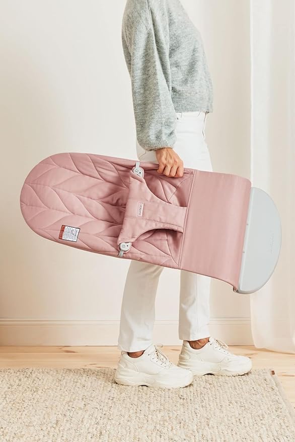 BabyBjörn Bouncer Bliss, Dusty Pink, Woven, Petal Quilt | 2-in-1 Adjustable Baby Bouncer Seat and Toddler Chair, Newborn to Toddler (8-29 lbs), 4 Positions, Lightweight & Portable