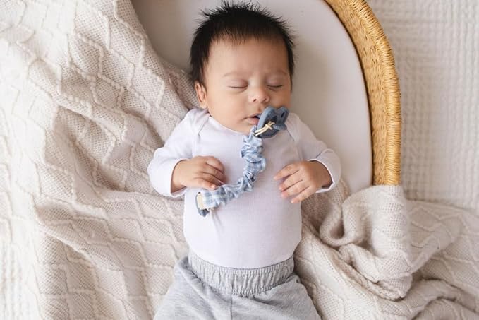 Muslin Cotton - Metal-Free Pacifier Clips, Lightweight and Secure Pacifier Holder for Babies (Ocean Bleu) - Mila & Lulu