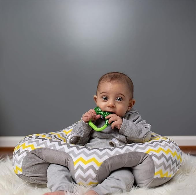 Hugaboo The Original Infant Sitting Chair, Yellow Chevron/2nd Edition