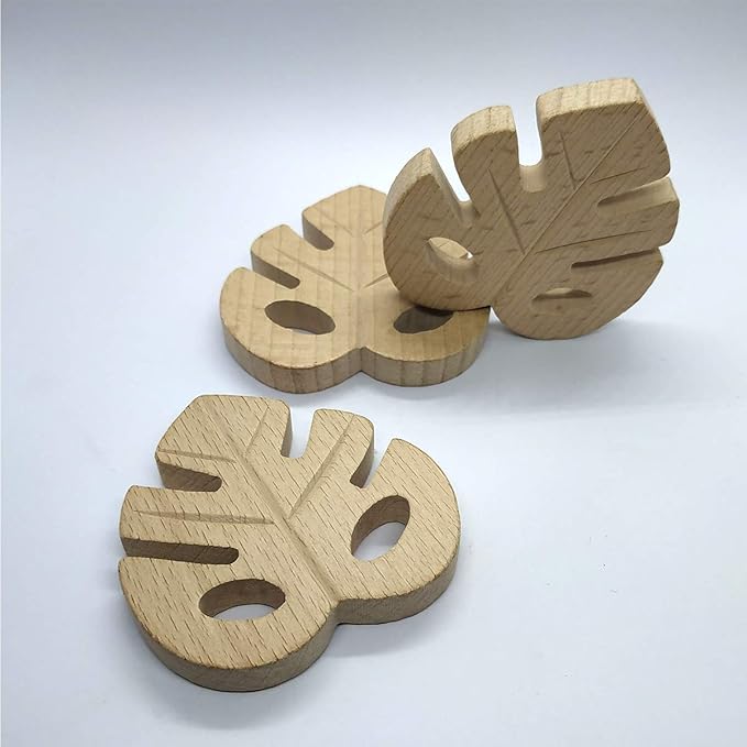 5pcs Lovely Cartoon Wood Leaf Pure Natural Animal Shape Beech Wooden Handmade DIY Necklace Pendant (5pcs)