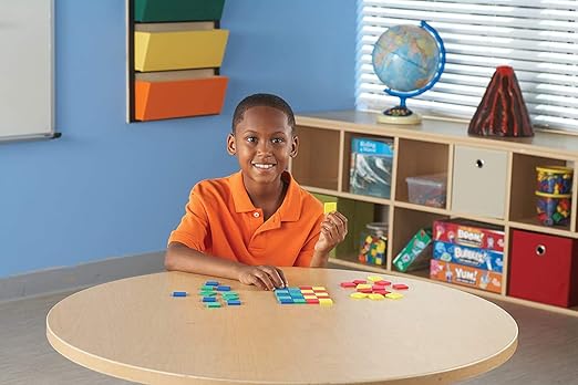 hand2mind Plastic Square with 7 Color Tiles, Color Sorting, Math Counters, Counting Manipulatives, Colored Plastic Squares, Math Manipulatives, Bingo Chips, Game Tokens, Tiles Learning (Set of 400)