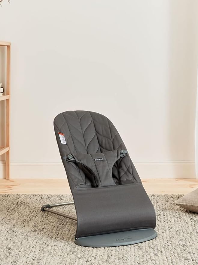 BabyBjörn Bouncer Bliss, Anthracite, Woven, Petal Quilt | 2-in-1 Adjustable Baby Bouncer Seat and Toddler Chair, Newborn to Toddler (8-29 lbs), 4 Positions, Lightweight & Portable