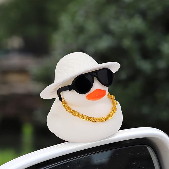 wonuu Car Accessories Rubber Ducks Dashboard Decorations Rubber Duck Pink Accessories Dashboard Duck Car Decorations Car Ducks for Dashboard Car Duck Car Dashboard Decorations, BG-white-strawhatwhite