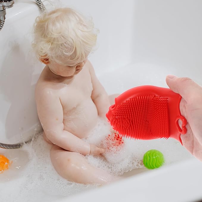 FRCOLOR Baby Head Scrubber Soft Silicone Baby Bath Scalp Brush Massage Flower Shape Cap Essential for Dry Brush Skin Scrubbers Red