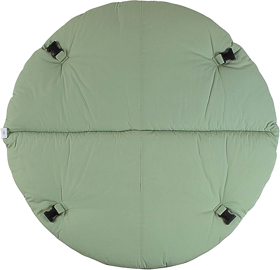 Emmilius round play bow.