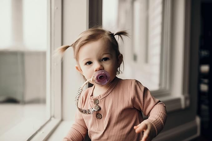 Three Little Tots All Silicone Modern, Short and Safety Tested Pacifier Clip (Leopard, Printed)