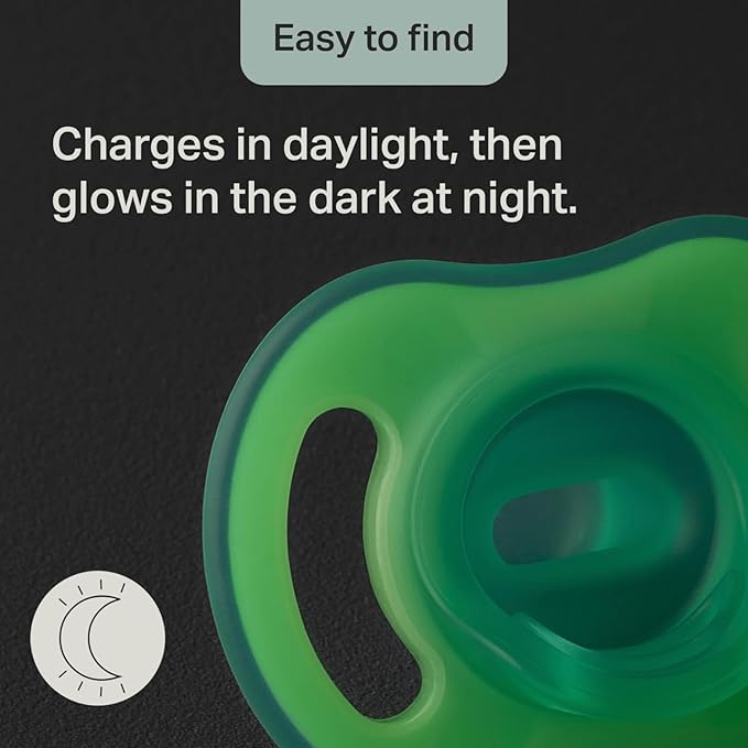 Tommee Tippee Stay Put Pacifier Set, Contains 2 Ultra-Light StayPut Glow in The Dark Pacifiers and 2 Ultra-Light StayPut Pacifiers, 6-18 Months, Colors May Vary, One-Piece Silicone Design, Pack of 4