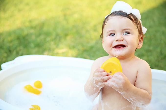 CICITOYWO Yellow Rubber Ducks, Preschool Large Bath Toys Bathtub Floating Squeaky Duckies Gift for Baby Shower Infants Kids Toddler Party Decoration, 7.2 inches (Large)