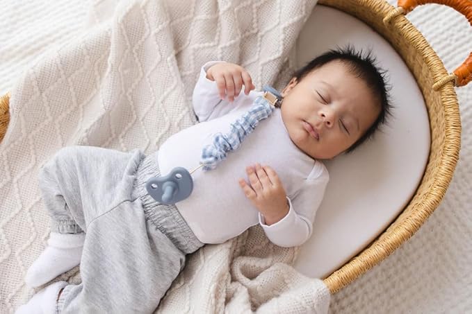 Muslin Cotton - Metal-Free Pacifier Clips, Lightweight and Secure Pacifier Holder for Babies (Ocean Bleu) - Mila & Lulu