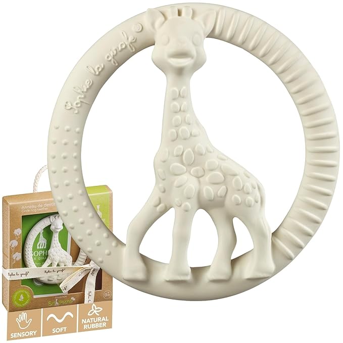 Sophie la girafe So'pure Circle Teether | Born in Paris | Since 1961 | Made from Natural Rubber | Designed for Teething Babies | Awaken All 5 Senses | Easy to Clean