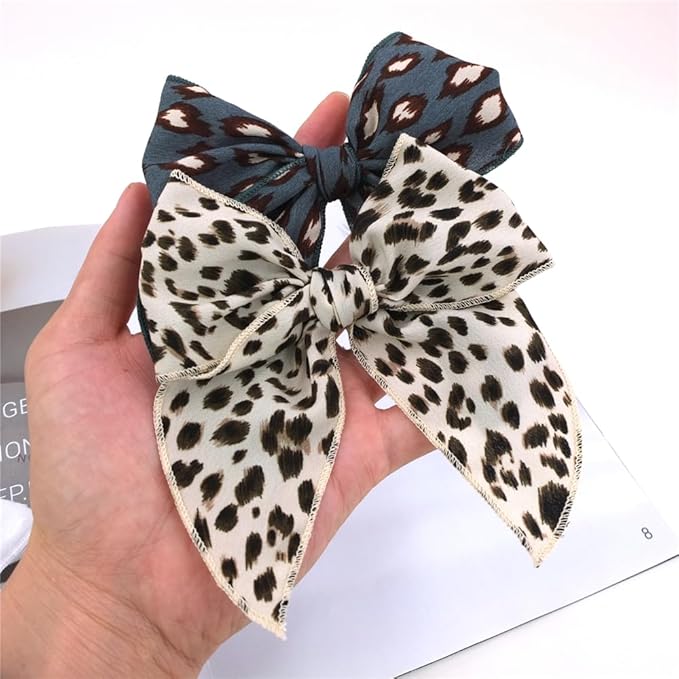 Pack of 4 Gorgeous Fable Bow Hair Clips for Girls Women Linen Hair Bow Alligator Clips Toddler Baby Mom Young Girl Hair Accessories (Leopard)