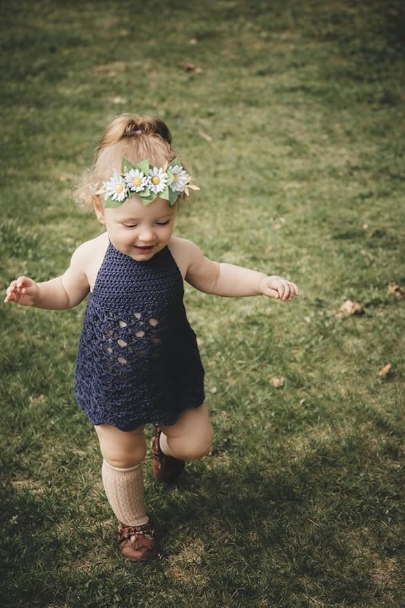 California Tot Felt Floral Daisy Crown – Soft & Stretchy Nylon Headband for Infants, Babies, Toddlers, and Girls – Wildflower Green Leaves & White Daisy Headpiece