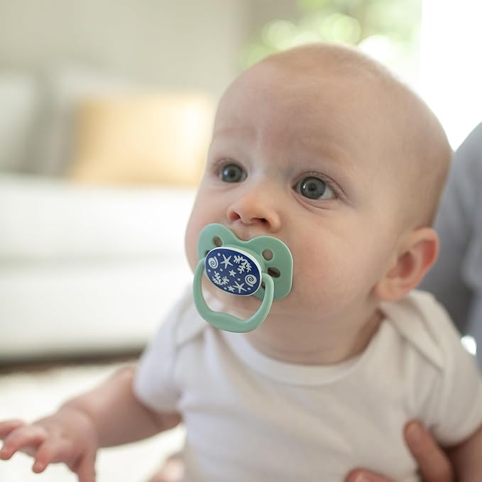 Dr. Brown's Advantage Baby Pacifier, Fully Symmetrical Soother with Soft Silicone Bulb, Glow-in-The-Dark Blue Sunrise-Blue Ocean, 0-6m, BPA-Free, 4-Pack