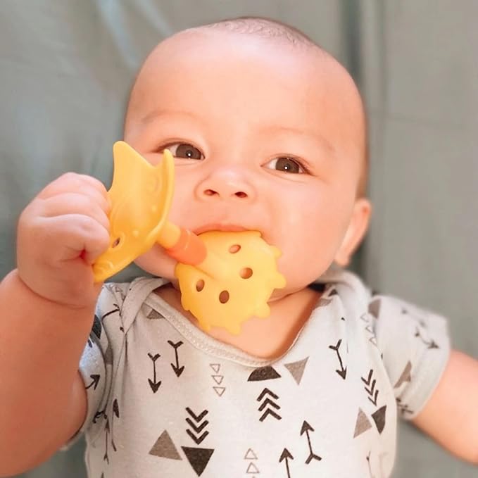 Innobaby Original Teethin Smart EZ Grip Star Teether and Sensory Toy for Babies and Toddlers. BPA Free Teether Yellow