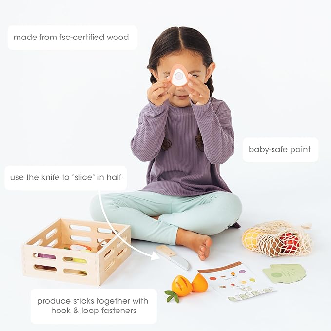 Pearhead Wooden Play Food Set – 21-Piece Pretend Kitchen Toy, Cutting Fruits & Veggies, FSC-Certified, Farmers Market with Play Money, Mesh Bag & Storage Crate, Boys and Girls, 2 3 4 Year Old
