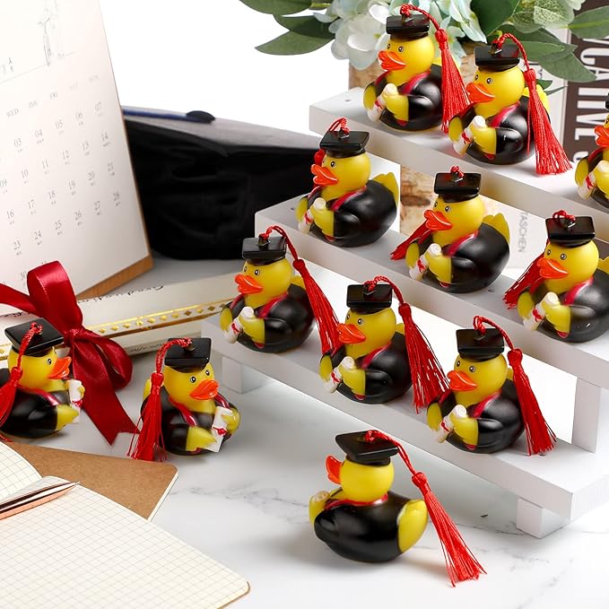 Lewtemi 12 Pcs Red Graduation Diploma Rubber Ducks 2026 Grad Rubber Duck Graduation Duck Bulk Cake Topper for Student Bathtub Swimming Pool Theme Party Favors, 2.5 x 2.5 x 2 Inch