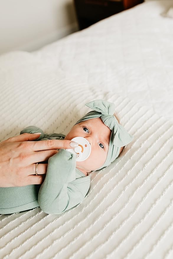 Copper Pearl Baby Bows: Stylish Headbands for Baby Girls, Premium Soft and Stretchy Baby Headbands, Perfect for Newborns, Trendy Designs - Briar