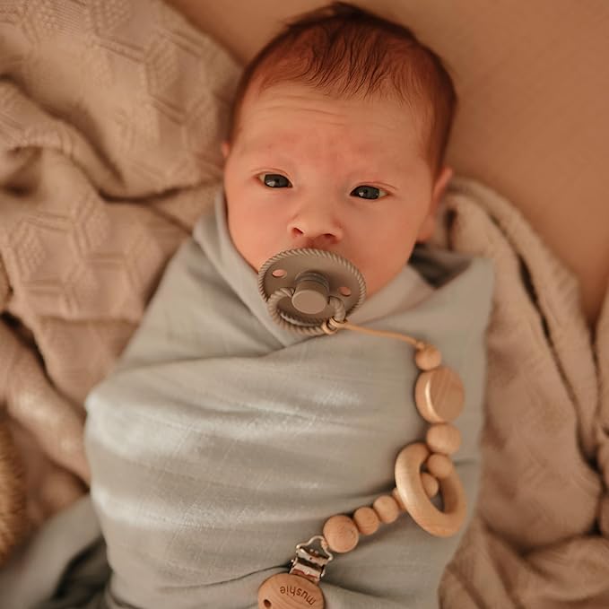 FRIGG Rope Natural Rubber Baby Pacifier | Made in Denmark | BPA-Free (Honey Gold/Portobello, 6-18 Months)