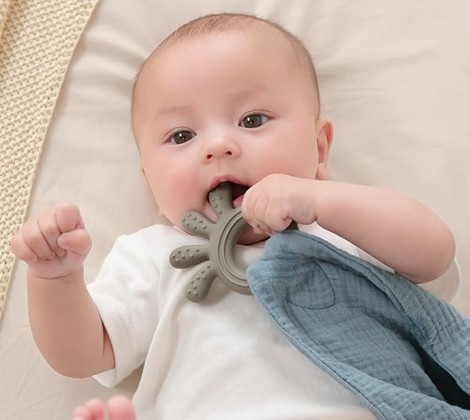 Baby Muslin Security Blanket with Food Grade Silionce Teether,Soothe Teething Toy for Boys and Girls (Cream)