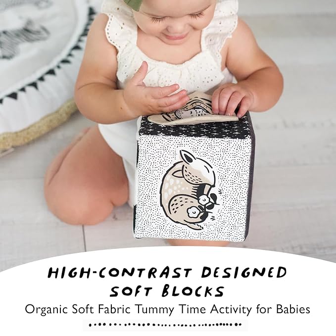 Wee Gallery Soft Block, Baby Sensory Toy with High-Contrast Graphics, Organic Soft Fabric Soft Blocks, Crinkle Flap and Textures, Tummy Time Activity for Babies and Toddlers - Baby Animals