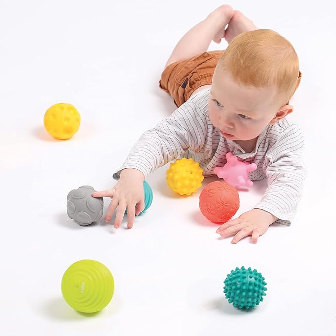 Set of 8 Awakening Balls | Ludi | Assorted Sensory Stimulation Balls | Different Shapes and Colours | Soft Plastic | from 6 Months