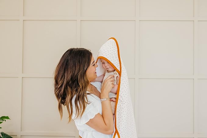 Copper Pearl Hooded Bath Towels Premium Knit/Terry Cloth Baby Towels with Hood, Pockets, and Cool Designs - Great to Gift and Make Bath Time Fun - Baby Bath Towel, Hunnie