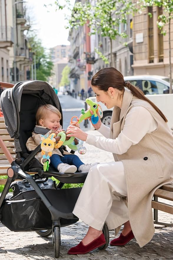 Chicco Crocodile Vibrating Rattle Ring Universal Ring for Prams and Prams Plastic Craft Vibration Effect Sensory Play for 3-24 Months