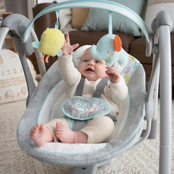 Ingenuity Swing 'n Go 5-Speed Baby Swing - Foldable, Portable, 2 Plush Toys & Sounds, 0-9 Months 6-20 lbs (Hugs & Hoots)