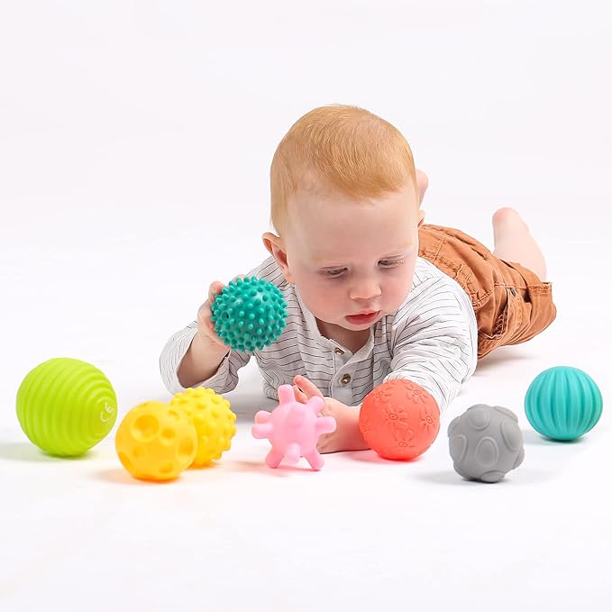 Set of 8 Awakening Balls | Ludi | Assorted Sensory Stimulation Balls | Different Shapes and Colours | Soft Plastic | from 6 Months