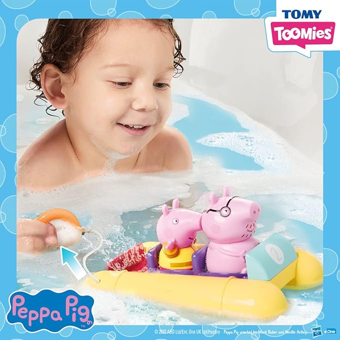 Peppa Pig Water Toys by TOMY Toomies- Peppa’s Boat Adventure Bath Toy Set - Includes 2 Boat Toys and 5 Peppa Pig Figures - 18 Months and Up